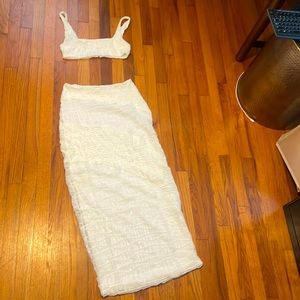 MESHKI White Skirt Set!